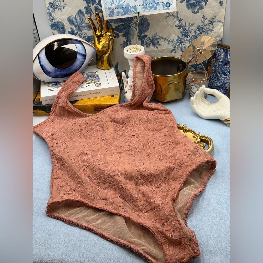 🆕 ZIMMERMANN 🧿 NWT Lace Scoop Neck Bodysuit, Blush - Sz 2 US 6 / 8 - Picture 2 of 13